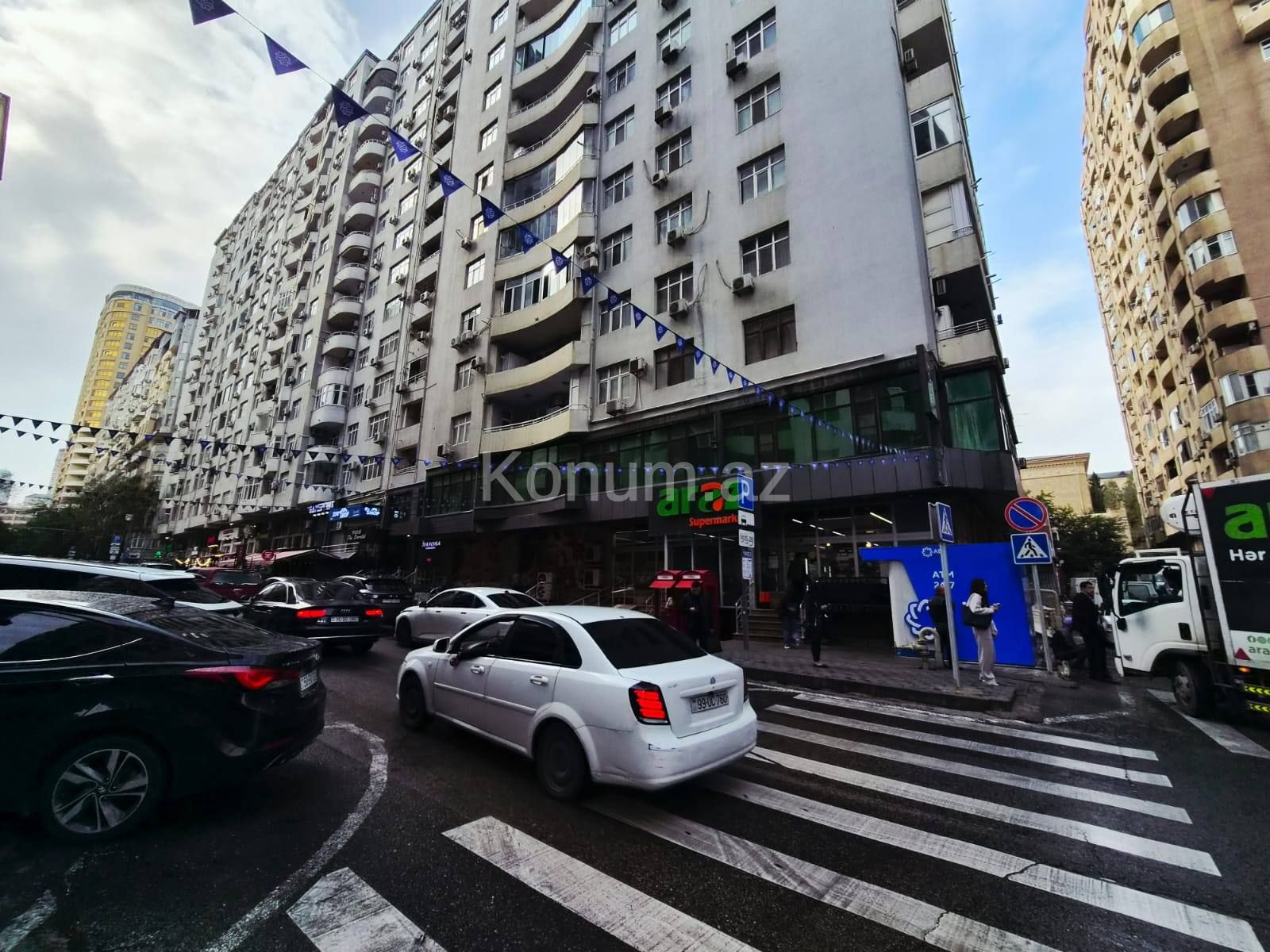 3 otaq, 98 m², 8/17 mərtəbə - Bakı, Yasamal - satılır — foto 3