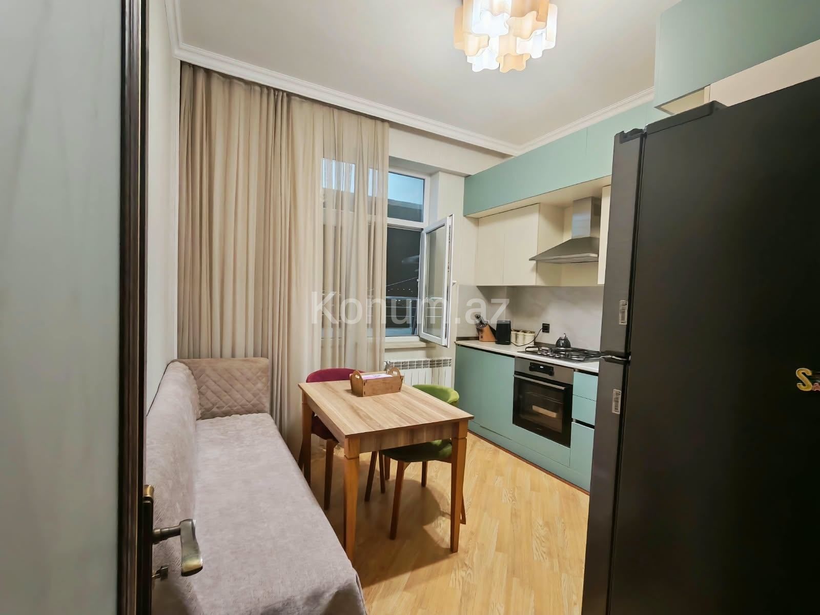 3 otaq, 105 m², 10/13 mərtəbə - Bakı, Abşeron - satılır — foto 2