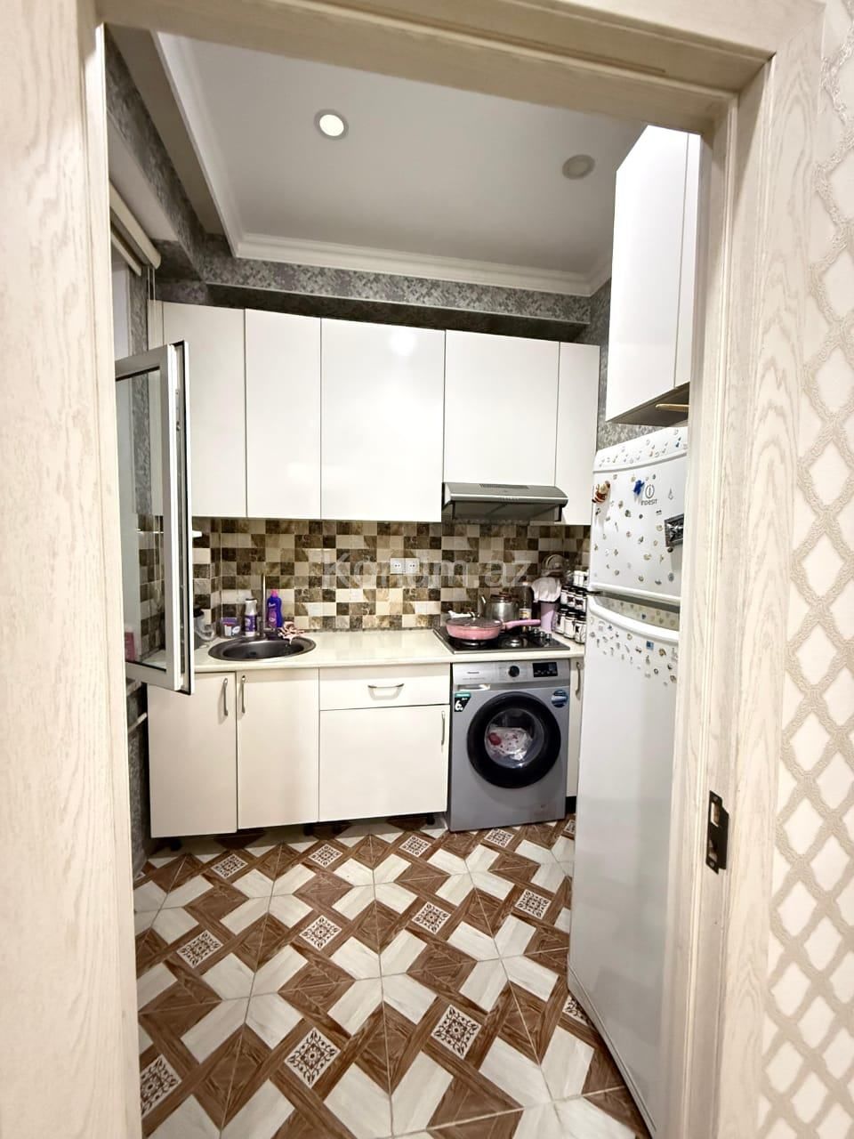 3 rooms, 63 m², 4/5 floor - Baku, Absheron - For sale — photo 3