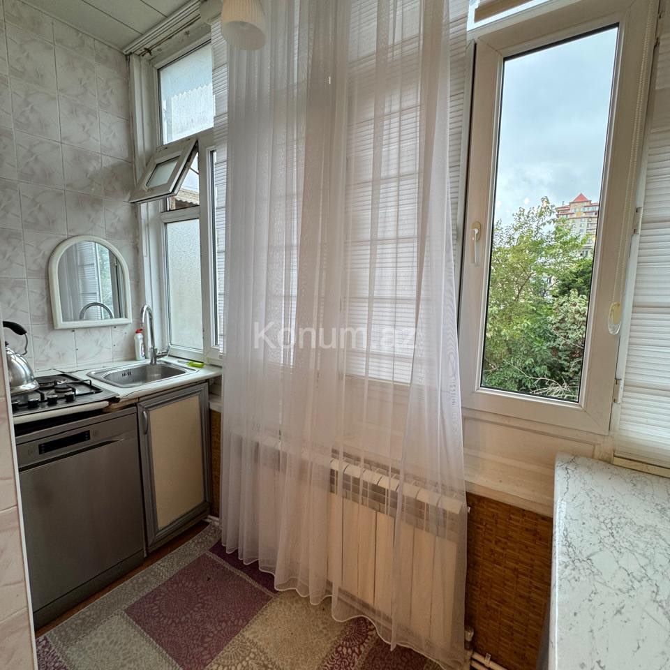 4 rooms, 90 m², 3/3 floor - Baku, Nizami - For sale — photo 5
