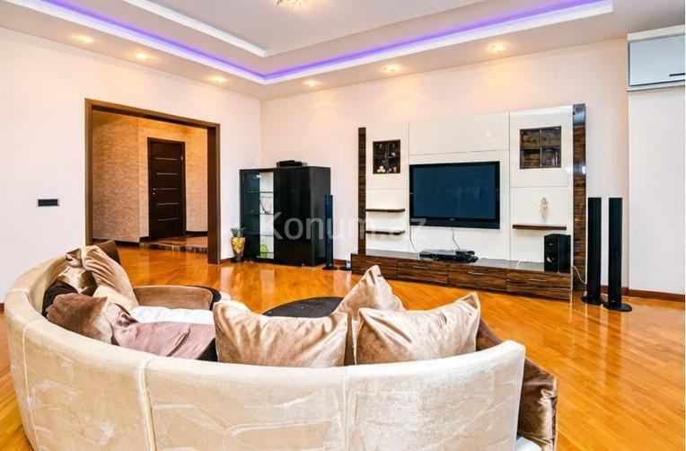3 otaq, 220 m², 15/18 mərtəbə - Bakı, Nəsimi - kirayə — foto 2