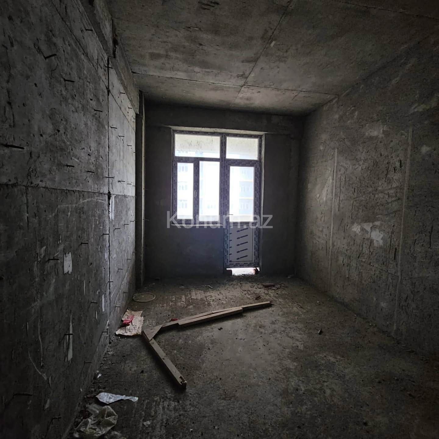 3 rooms, 92 m², 4/13 floor - Baku, Absheron - For sale — photo 2
