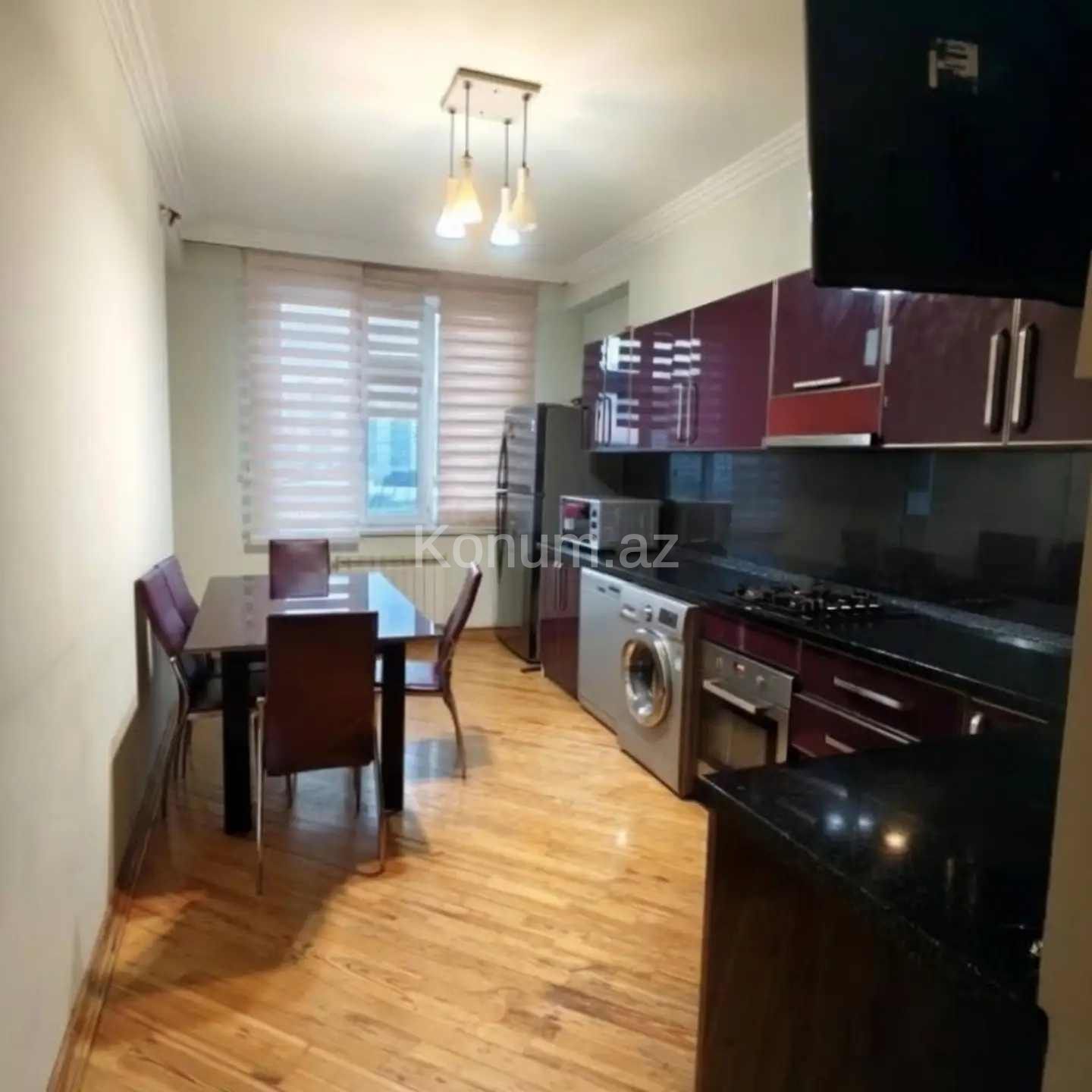 3 rooms, 130 m², 13/17 floor - Baku, Nasimi - For rent — photo 2