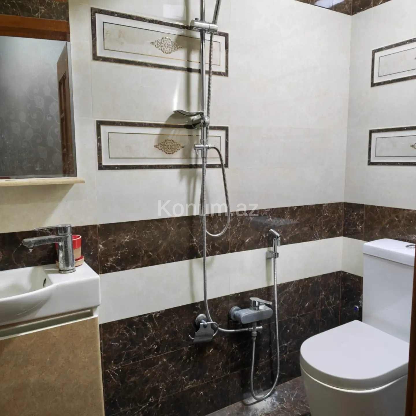 3 rooms, 130 m², 13/17 floor - Baku, Nasimi - For rent — photo 6
