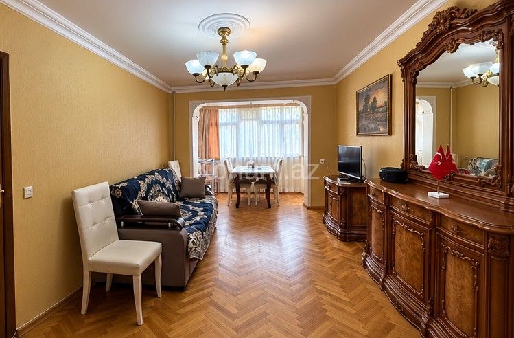 3 otaq, 85 m², 2/5 mərtəbə - Bakı, Nizami - satılır — foto 2
