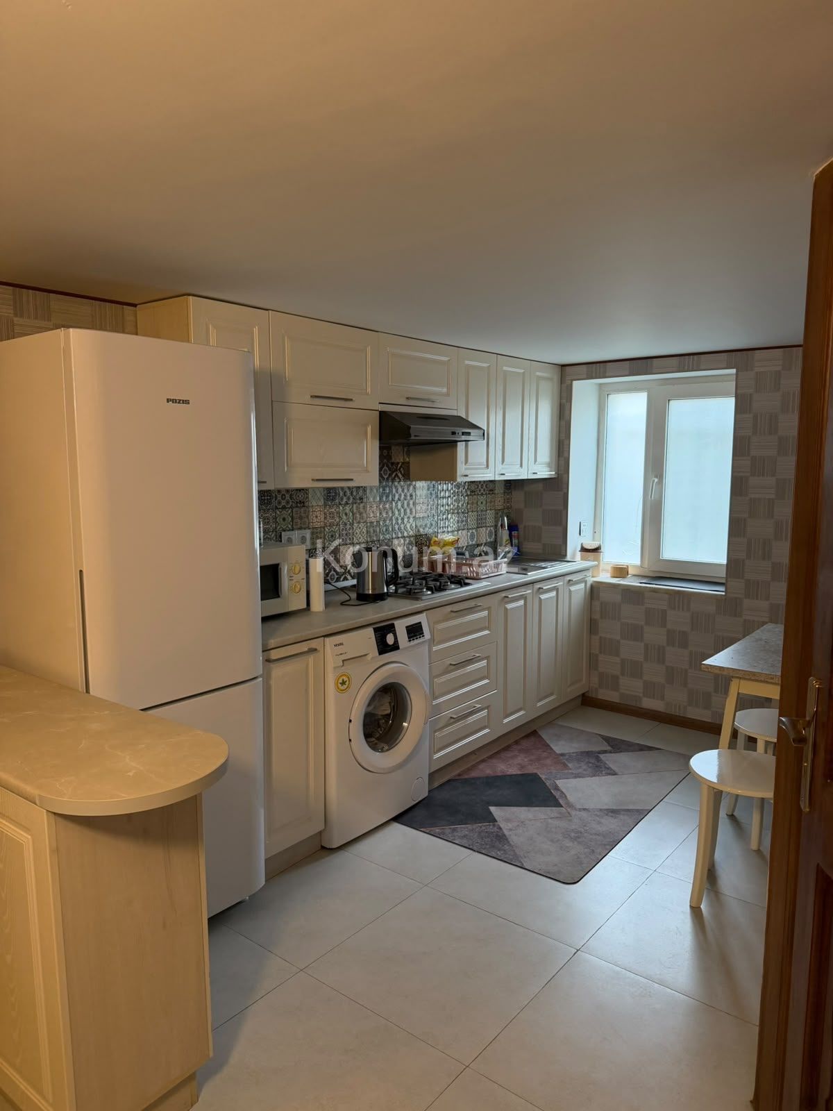 2 otaq, 70 m², 3/5 mərtəbə - Bakı, Səbail - kirayə — foto 2